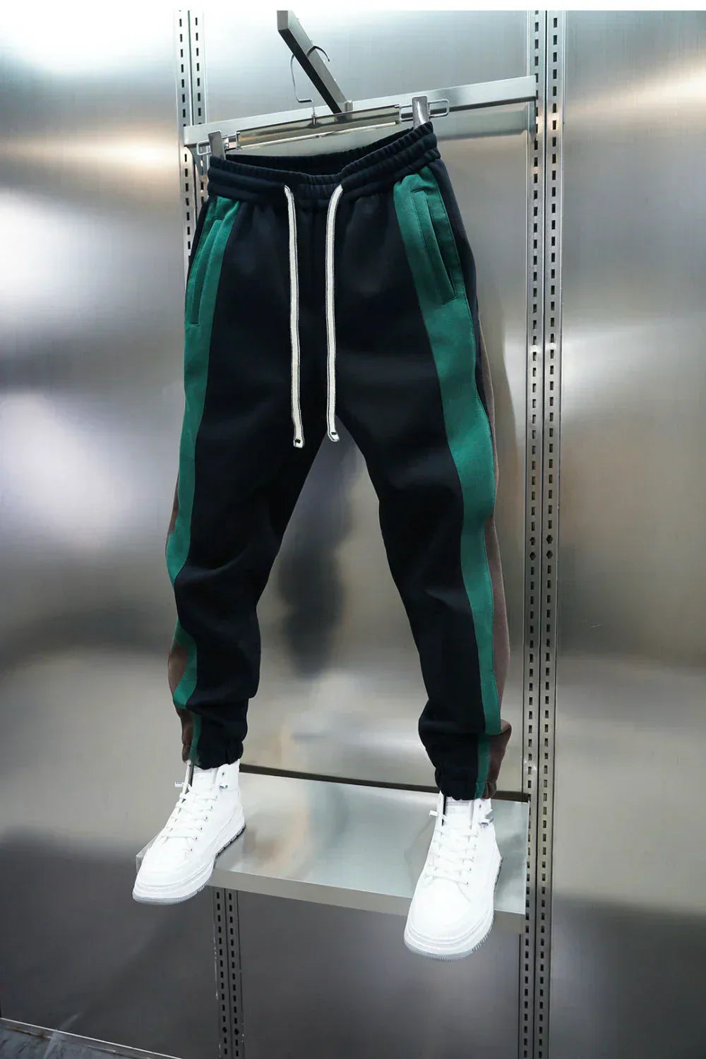 Kowalski™ | Spodnie z Napięciem z Kontrastowymi Paskami - Kowalski Warszawa